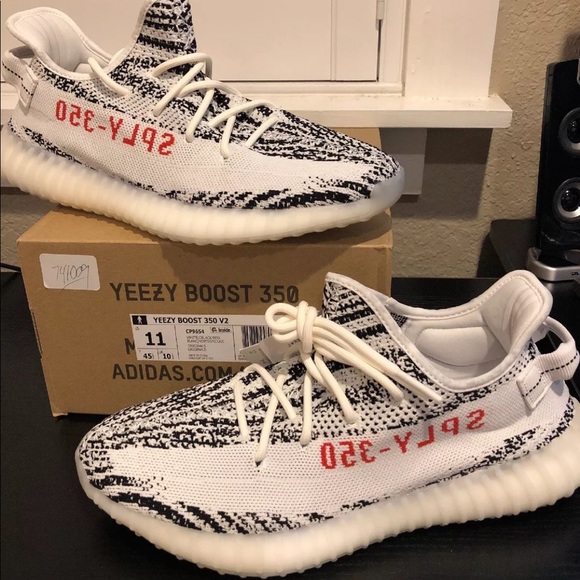 Yeezy Boost V2 Blue Tint Kleiderkreisel
